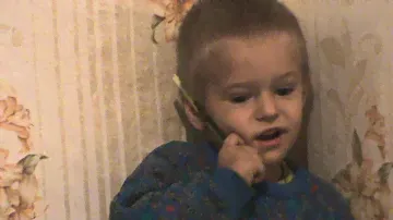 Розговор по новому телефону.