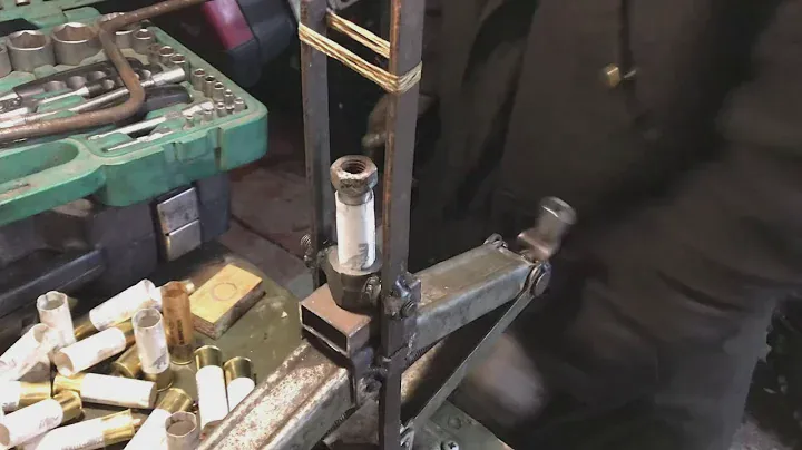 Станок для калибровки стреляных гильз 12 калибра своими руками.